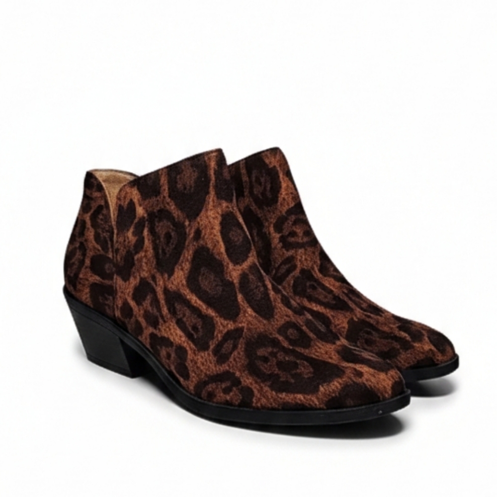 NWOT LifeStride Payton 2 Leopard Print Ankle Booties Women 6 Soft System Comfort